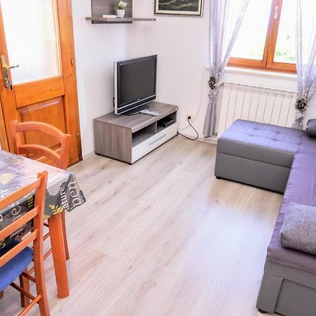 Apartment Stefica Crveni Vrh Luaran gambar
