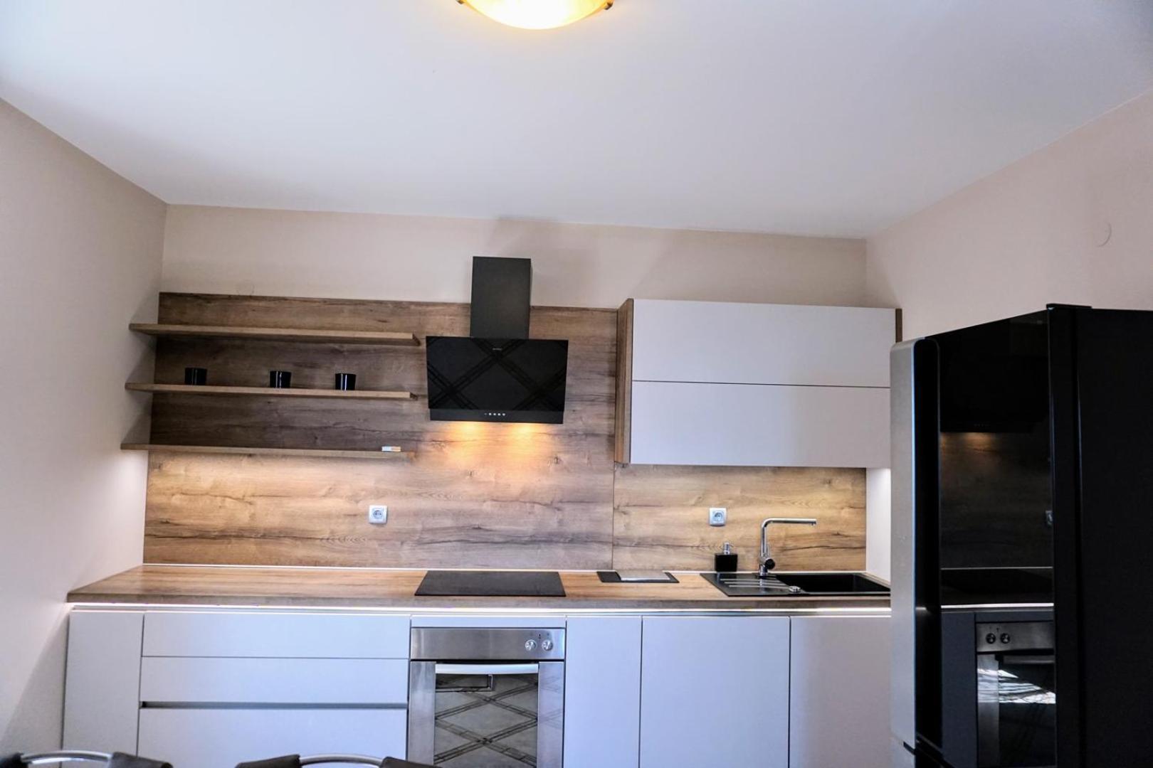 Apartment Stefica Crveni Vrh Luaran gambar