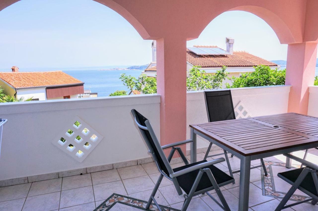 Apartment Stefica Crveni Vrh Luaran gambar